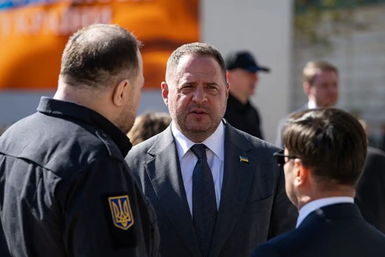 Zelenski'nin üst düzey yardımcısı istifa etti