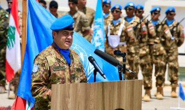 UNIFIL Komutanı Abagnara: İsrail, Lübnan'daki ateşkesi açıkça ve sürekli ihlal ediyor