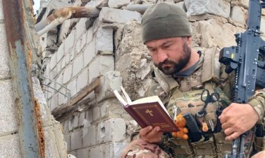 The Telegraph: Rusya için savaşan Sırp milliyetçiler Balkanlar'da yeni savaşa hazırlanıyor