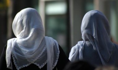 Belçika’da Doğu Flandre bölgesindeki okullarda 'başörtüsü yasağı' uygulanacak