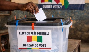 Gine'de halk 2021'deki darbeden sonra ilk kez oy verecek