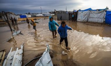 Katil İsrail'in Gazze'de 2025'te hayati sektörlere verdiği doğrudan zarar 33 milyar doları aştı