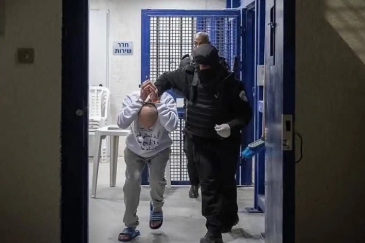 Gazze'den 32 tutsak cezaları bitmesine rağmen esir tutuluyor