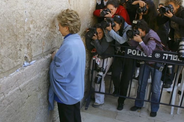ABD'de soykırım karşıtı kuruluş, Clinton'ın Gazze'deki soykırıma bakışını eleştirdi