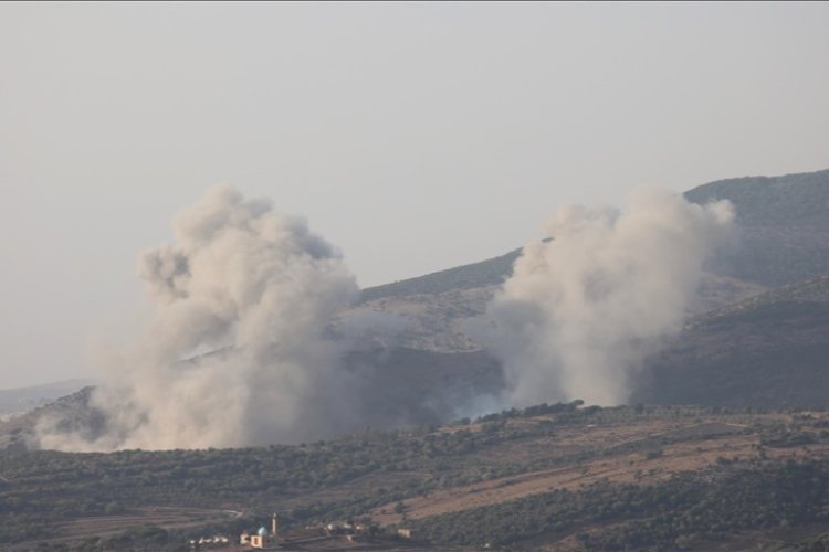 İşgalci İsrail, Lübnan'da birçok bölgeye hava saldırıları düzenledi
