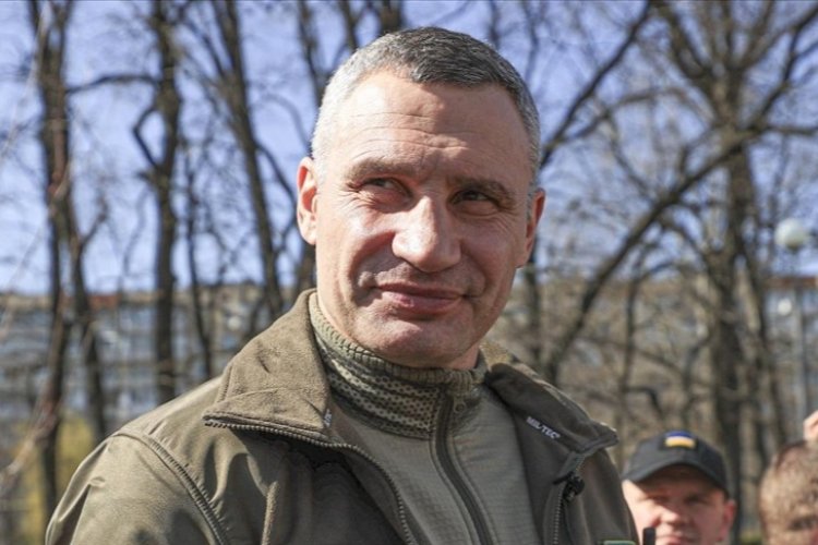 Kiev Belediye Başkanı, kentin Rus hava saldırıları altında olduğunu belirtti