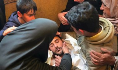 Gazze'de katil İsrail askerleri 2 Filistinliyi şehit etti