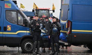 Fransız polisinin tarım sendikası sözcülerine yönelik sert müdahalesi tepki çekti