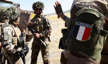 Fransa, müşterek tatbikatlara katılmak için Grönland'a asker gönderdi