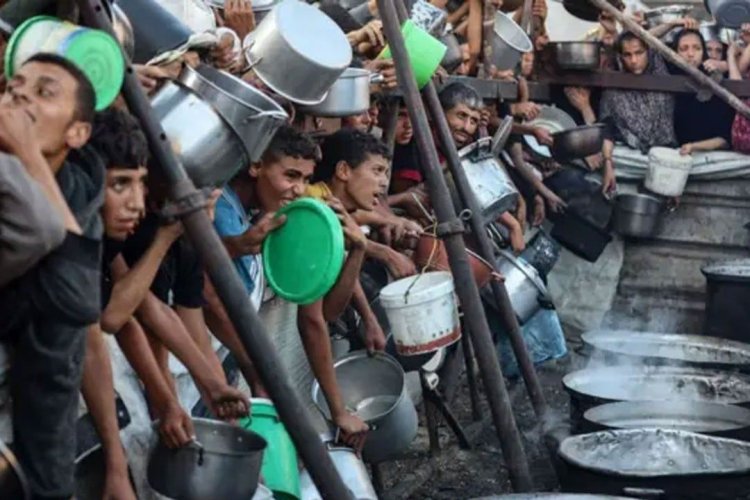 Uluslararası STK'lerden 'İsrail'in kayıt düzenlemesinin insani yardımları engelleyeceği' uyarısı