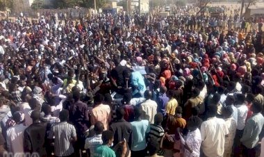 Sudan halkı: Askeri Geçiş Konseyi de aynı rejimin bir parçası