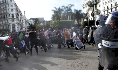 Cezayir'de geçiş dönemi başlamasına rağmen protestolar sürüyor
