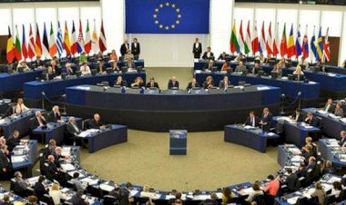 AB'den Mısır'daki anayasa değişikliklerine eleştiri