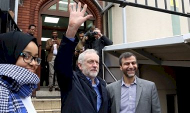 'Ramazan'da Müslümanlar yemeklerini herkesle paylaşıyor'