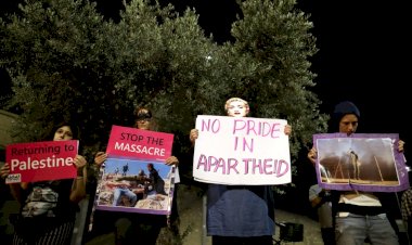 Tel Aviv'de işgalci İsrail ve Netanyahu protesto edildi