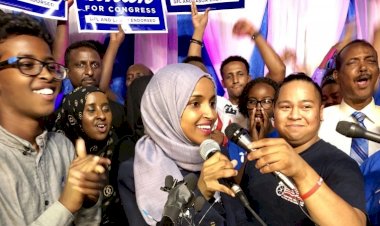 New York'ta Kongre üyesi Ilhan Omar'a destek gösterisi