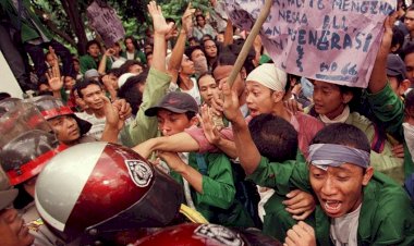 Endonezya'da seçim sonuçları protesto ediliyor