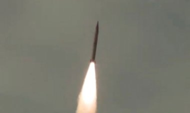 Pakistan'ın uzun menzilli füze denemesi başarıyla sonuçlandı