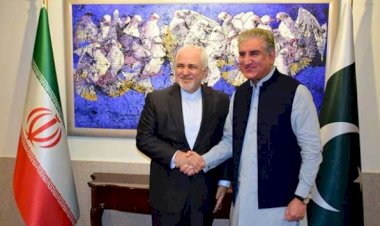 Zarif ve Khan İslamabad'da görüştü