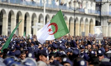 Cezayir’deki anlaşmazlık krize dönüşüyor