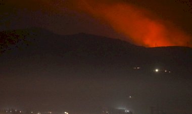 İsrail, Suriye'de bir köye füzeli saldırı düzenledi, yaralılar var