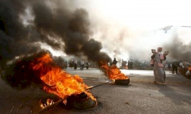 Sudan'da askerler göstericilere ateş açtı