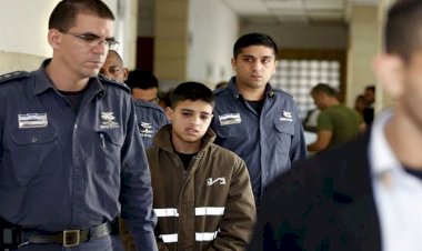 Filistinli 250 esir çocuk bayram elbiselerinden mahrum