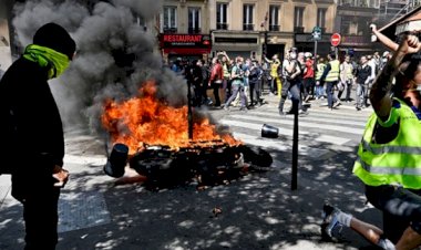 Fransa'da sarı yeleklilerin gösterileri devam ediyor