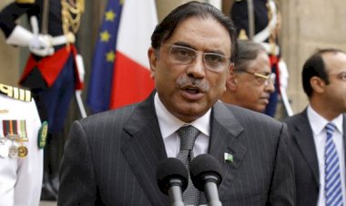 Eski Pakistan Cumhurbaşkanı Zerdari tutuklandı