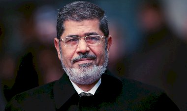 'Cumhurbaşkanımız Muhammed Mursi aramızdan şehit olarak ayrıldı'