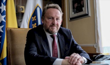 'Mursi, Mısır halkının özgürlüğü için verdiği mücadelede hayatını kaybetti'