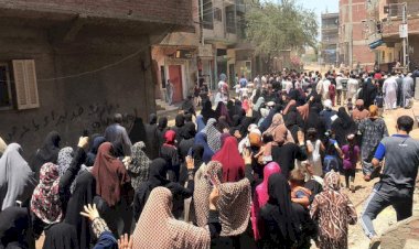 Mısır'da ilk gösteri Mursi'nin doğduğu köyde yapıldı