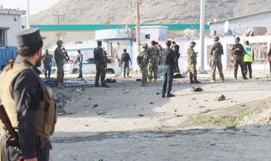 Afganistan'da Taliban bombalı araçlarla saldırdı: 11 ölü