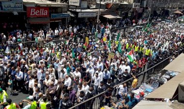 Ürdünlüler Yüzyılın Anlaşması ve Bahreyn Çalıştayı Planını protesto etti