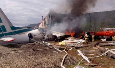 Rusya'da acil iniş yapan yolcu uçağı pistten çıktı: 2 ölü, 22 yaralı
