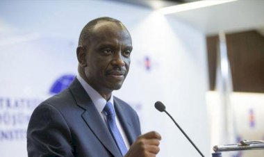 'Sömürgeci güçler tarihimizi çöpe attılar'