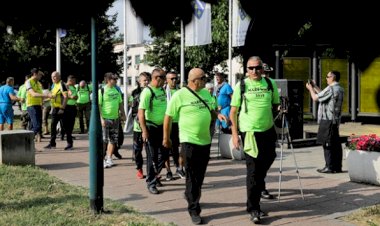 Gönüllüler Barış Yürüyüşü için Saraybosna'dan yola çıktı