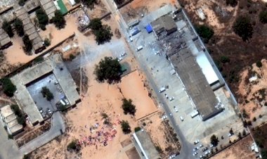 'Göçmenleri bombalayan, Afrika Birliği’ne başkanlık eden ülkedir'