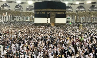 İlk hac kafilesi Suudi Arabistan'a ulaştı