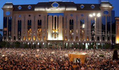 'Protestocuların darbe girişimi engellendi'