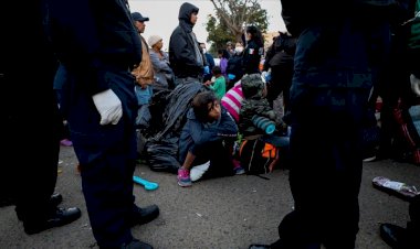 ABD-Meksika sınırında ailesinden koparılan çocuklar