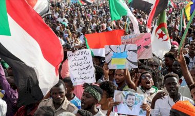 Sudan'da rejim karşıtı eylemlerde hayatını kaybedenler anıldı