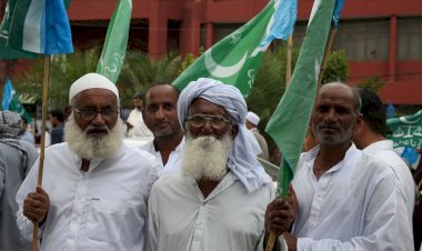 Pakistan'da zamlar ve IMF anlaşması protesto edildi