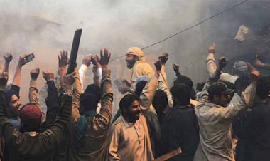 Hindu ilahisi söylemeyen Müslüman çocuğu, diri diri yaktılar