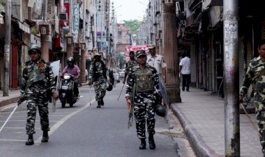 Cammu Keşmir'de sokağa çıkma yasağı, cuma namazı için hafifletilecek