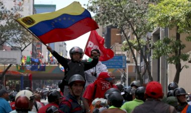 Venezuela'da siyasi krize çözüm arayan Norveç delegasyonu Karakas'ta