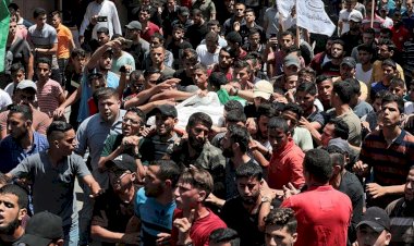 Filistinli şehitler son yolculuğuna uğurlandı