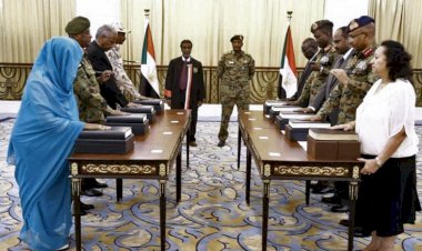 Sudan'da Egemenlik Konseyi üyeleri yemin etti