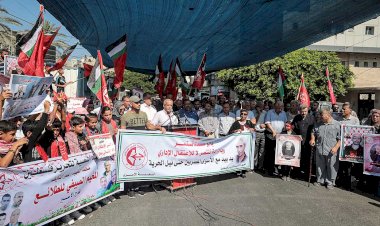 Gazze'de İsrail hapishanelerindeki Filistinli tutuklulara destek gösterisi