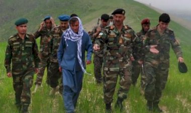 Korucu komutanı General Nazir Ahmad Niyazi'ye bombalı saldırı